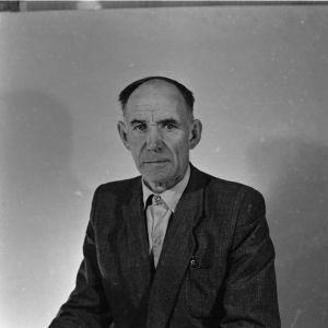 skany izba regionalna sredni format - kopalnia-2102