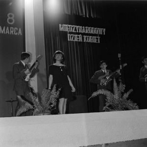 skany izba regionalna sredni format - kopalnia-1947