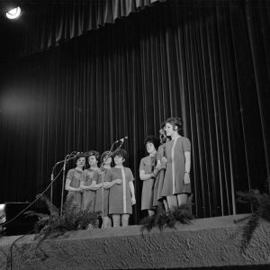 skany izba regionalna sredni format - kopalnia-2341