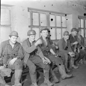 skany izba regionalna sredni format - kopalnia-2151