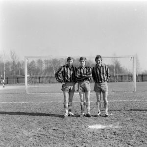 skany izba regionalna sredni format - kopalnia-1977