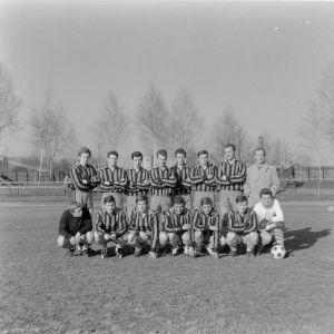 skany izba regionalna sredni format - kopalnia-1978